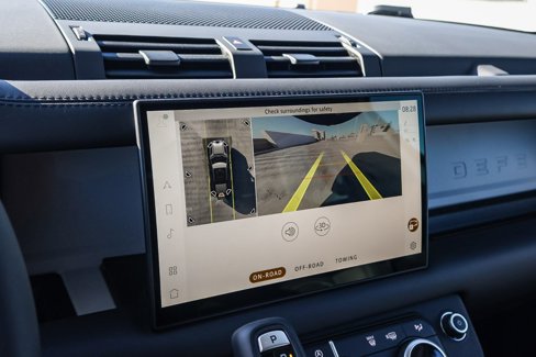 New 2025 Land Rover Defender 110 S image 19