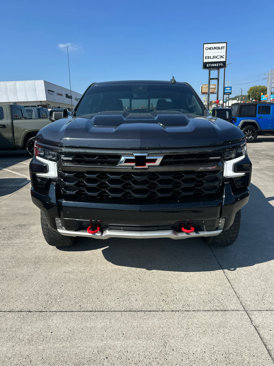 Used 2022 Chevrolet Silverado 1500 ZR2 w/ Technology Package image 3