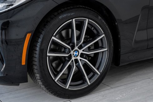 Used 2023 BMW 430i xDrive Convertible w/ Convenience Package image 41