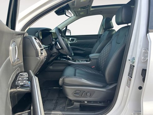 Used 2023 Kia Sorento SX image 15