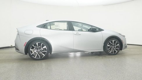 New 2025 Toyota Prius XLE image 24