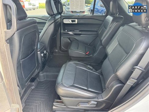 Used 2020 Ford Explorer Limited w/ Hybrid Equipment Group 310A image 9