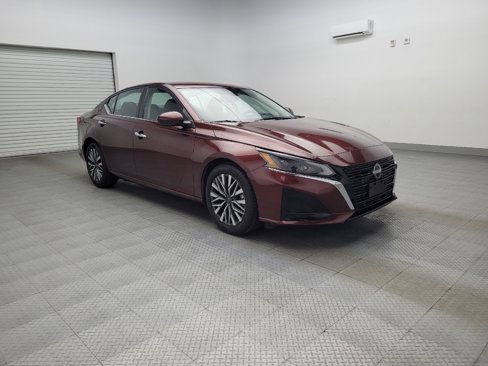 Used 2023 Nissan Altima 2.5 SV image 13