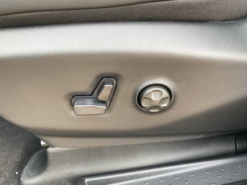 New 2026 Chrysler Pacifica Limited w/ S Appearance Package image 32