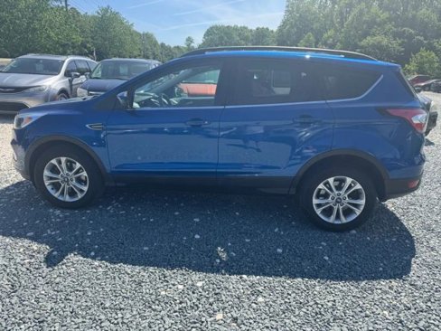 Used 2018 Ford Escape SE w/ Ford Safe & Smart Package image 6