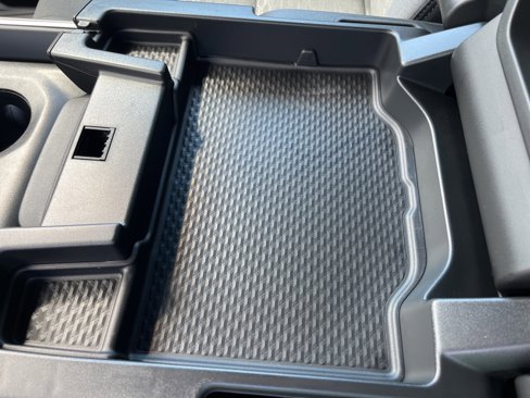 New 2026 RAM 1500 4x4 Crew Cab image 25