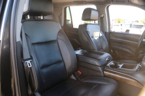 Used 2019 Chevrolet Tahoe LT w/ Luxury Package image 36