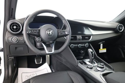 Used 2024 Alfa Romeo Giulia Ti image 11