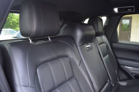 Used 2020 Land Rover Range Rover Sport HST image 28