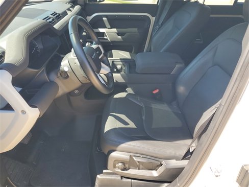 Used 2023 Land Rover Defender 110 S image 5