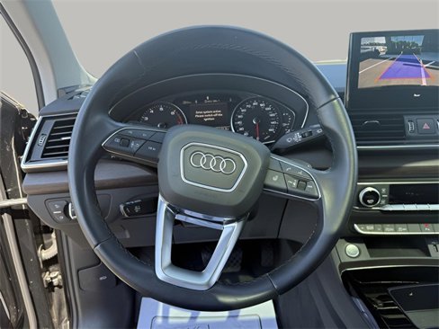 Used 2022 Audi Q5 2.0T Premium w/ Convenience Package image 13