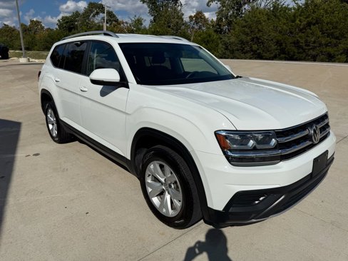 Used 2019 Volkswagen Atlas S w/ Towing Package image 3