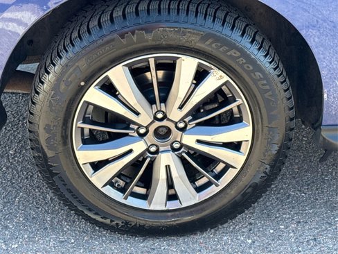 Used 2019 Nissan Pathfinder SV image 27