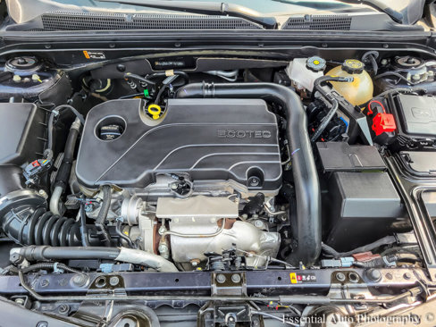 Used 2023 Chevrolet Malibu LT image 36