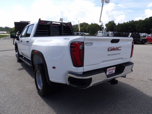 Used 2024 GMC Sierra 3500 Pro image 5