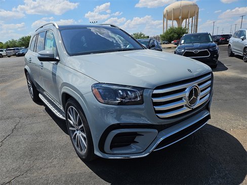 New 2025 Mercedes-Benz GLS 580 4MATIC image 11