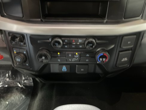 New 2026 Ford F250 XL image 25