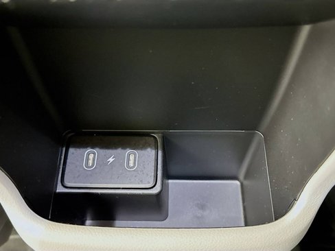 Certified 2024 Hyundai Kona Limited image 27