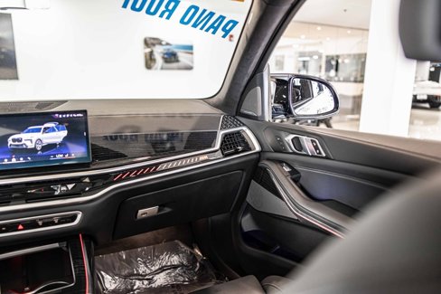 Used 2025 BMW X7 M60i w/ Climate Comfort Package image 43