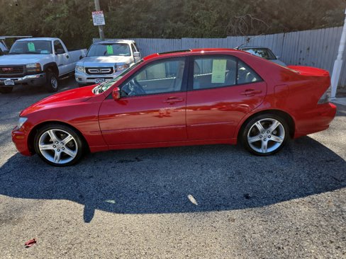 Used 2005 Lexus IS 300 image 2