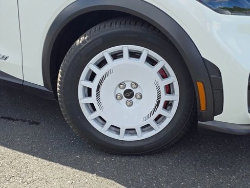 New 2025 Ford Mustang Mach-E GT image 2