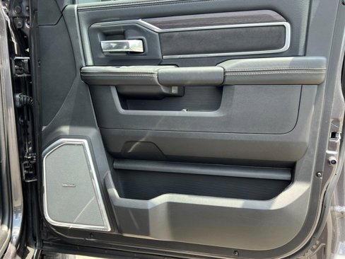 New 2025 RAM 2500 Laramie image 11