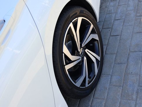 New 2026 Volkswagen Jetta SEL image 39
