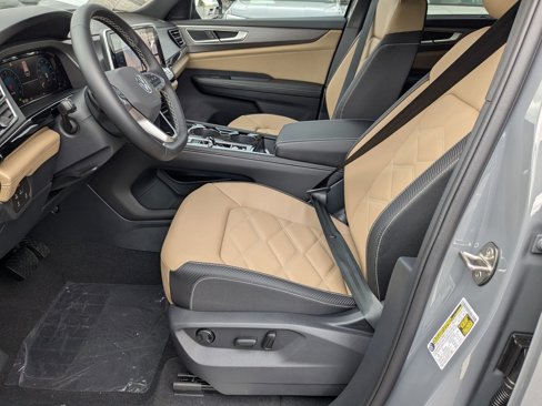 New 2025 Volkswagen Atlas Cross Sport SE image 14