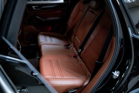 Used 2019 Porsche Cayenne E-Hybrid image 84