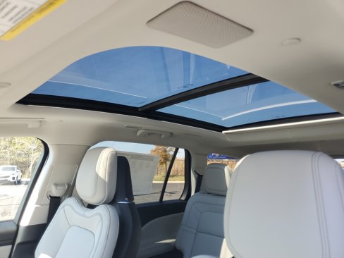 New 2025 Lincoln Aviator Reserve w/ Equipment Group 201A image 11