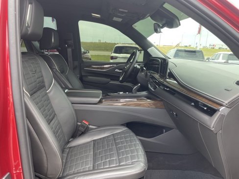 Used 2023 Cadillac Escalade Sport Platinum w/ LPO, ONYX Package image 15