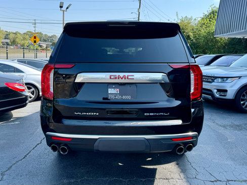 Used 2021 GMC Yukon Denali w/ Denali Premium Package image 5