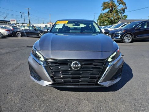 Used 2023 Nissan Altima 2.5 SL image 2