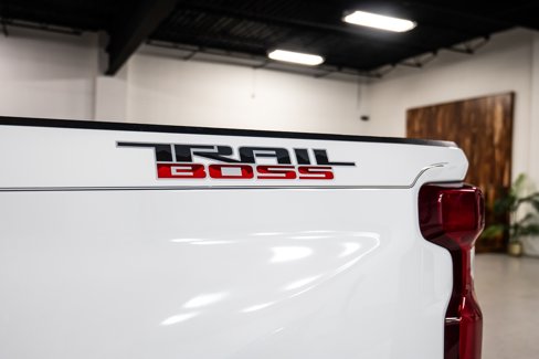 Used 2024 Chevrolet Silverado 1500 LT Trail Boss w/ LT Trail Boss Premium Package image 44