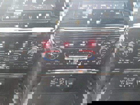 New 2025 Jeep Grand Cherokee L Altitude image 6
