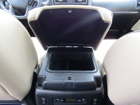 Used 2024 Nissan Armada Platinum w/ Captain's Chairs Package image 34