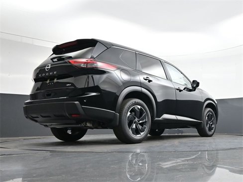New 2026 Nissan Rogue SV image 29