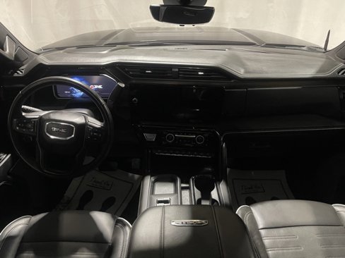 Used 2025 GMC Sierra 2500 AT4X image 24