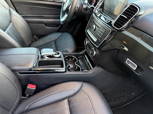 Used 2016 Mercedes-Benz GLE 300d 4MATIC image 34