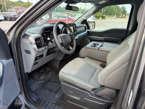 Used 2023 Ford F150 XLT image 13