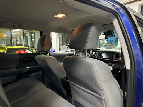Used 2022 Toyota Tacoma SR5 image 29
