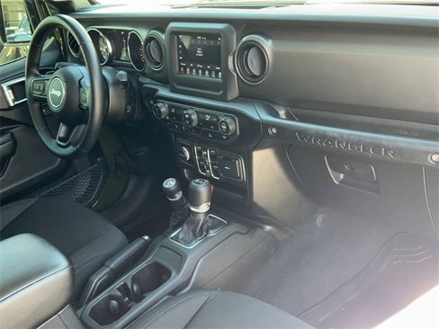 Used 2021 Jeep Wrangler Unlimited Sport image 16