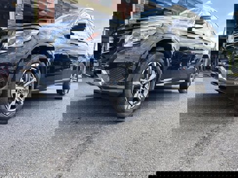Used 2018 Mercedes-Benz GLC 300 4MATIC image 9