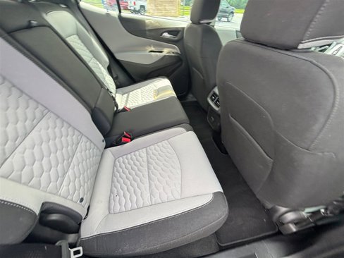 Used 2018 Chevrolet Equinox LS image 22
