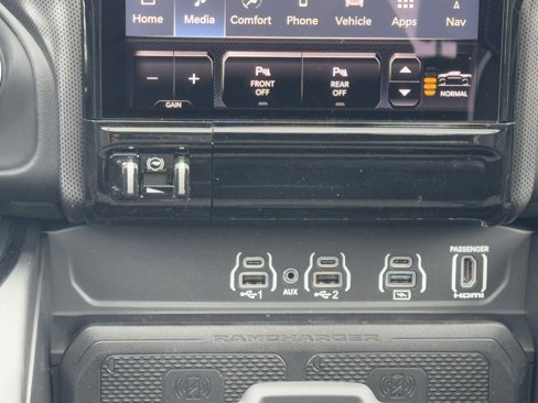 New 2025 RAM 1500 Limited image 36