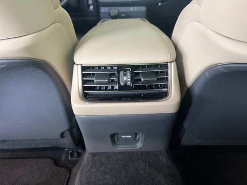 Used 2024 Lexus LS 500 image 34