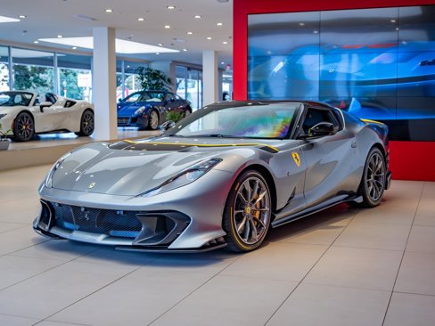Used 2023 Ferrari 812 Competizione A image 29