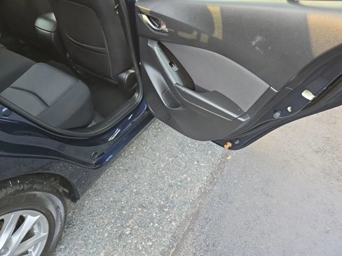 Used 2017 MAZDA MAZDA3 Sport image 14