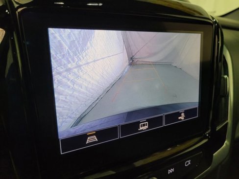 Used 2022 Chevrolet Traverse LT image 8