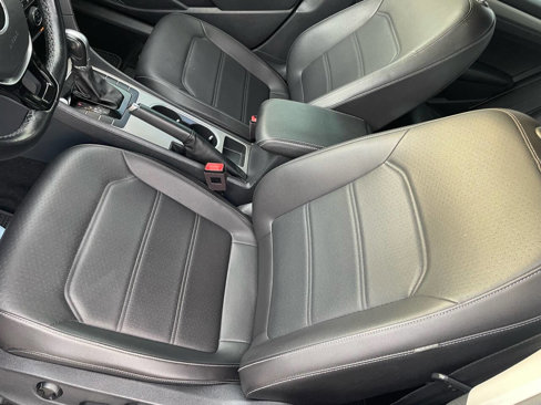 Used 2020 Volkswagen Passat 2.0T SE image 19